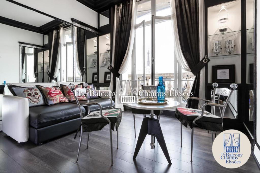 The Balcony Avenue Champs-Elysées Apartman Párizs Kültér fotó